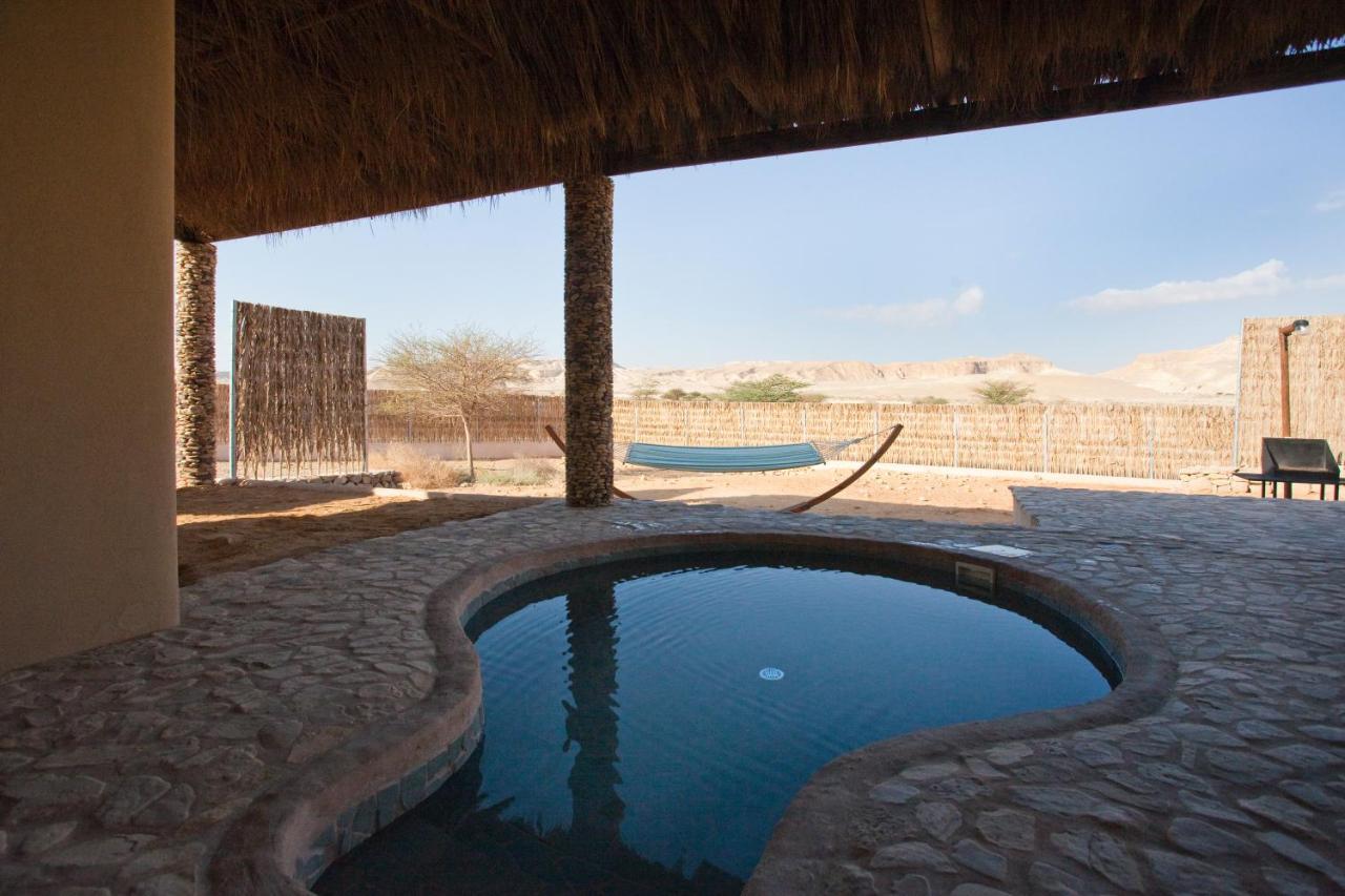 Arava Land Villa Tzukim Exterior photo