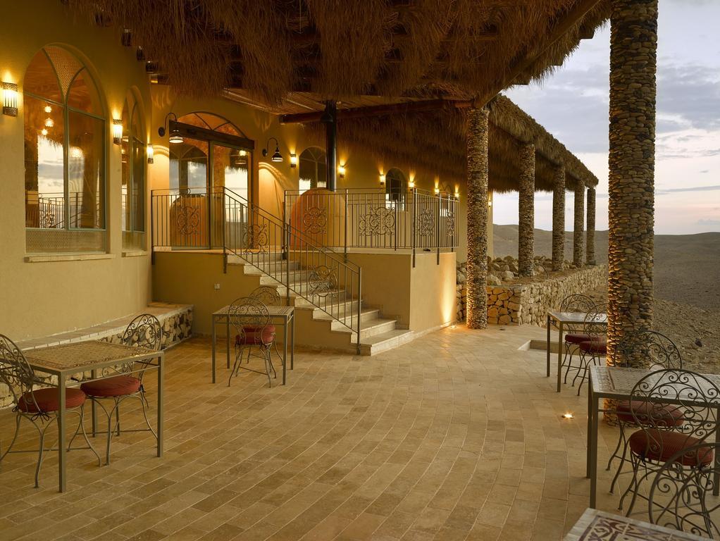 Arava Land Villa Tzukim Exterior photo